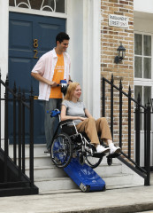 Pásový schodolez TR250T s invalidním vozíkem (6)